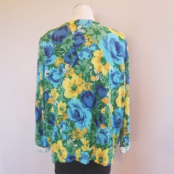 Land's End Beautiful Floral Cardigan Sweater - Picture 3 of 4